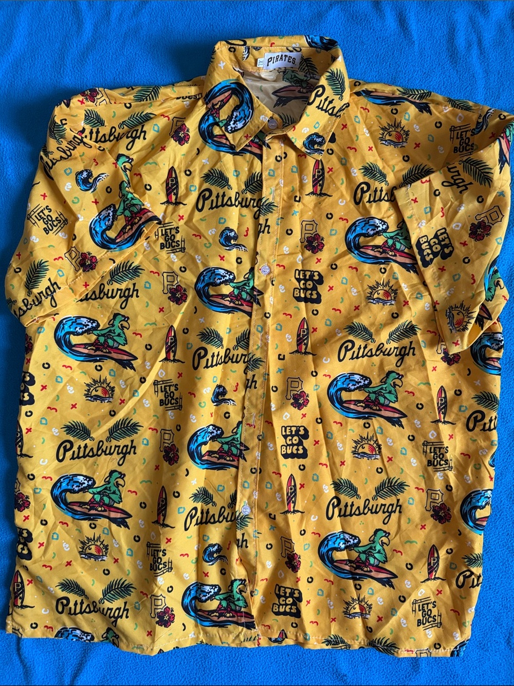 Pittsburgh Pirates Hawaiian Button-Up Shirt